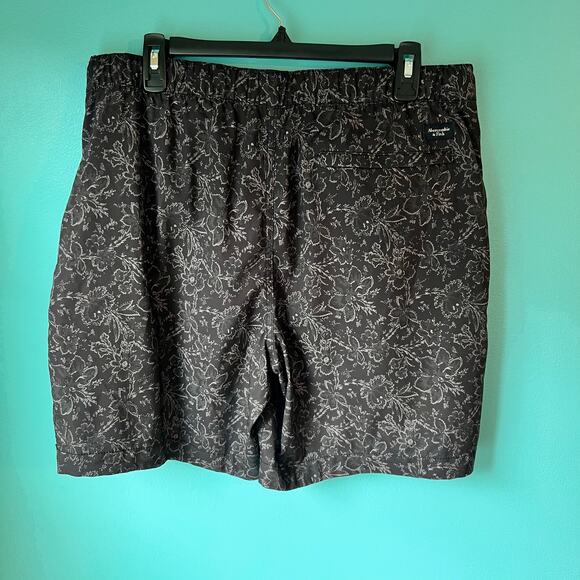 Abercrombie & Fitch Floral Swim Trunk Black Size XL Fully Lined 1 zip back NEW - Picture 2 of 7
